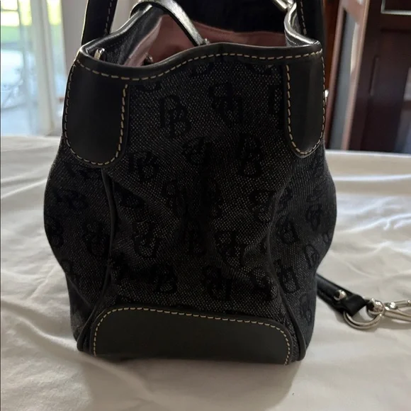 Dooney & Bourke Black Logo Jacquard Satchel with Matching Wallet - Picture 4 of 14